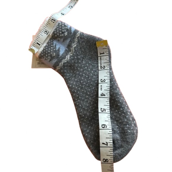 NWT a new day Women's Shoe Sz. 4-10 Gray/White/Blue Christmas Soft Cozy Socks - Picture 5 of 8
